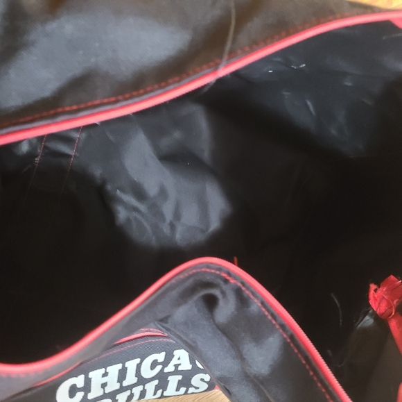 Vintage NBA Chicago Bulls Duffel Bag - Picture 5 of 10